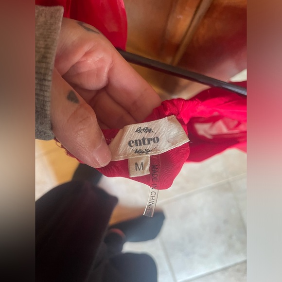 Red Entro Dress Size Medium - Picture 3 of 3